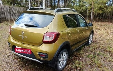 Renault Sandero II рестайлинг, 2015 год, 775 000 рублей, 32 фотография