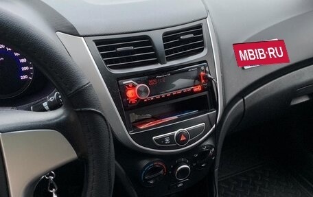 Hyundai Solaris II рестайлинг, 2011 год, 630 000 рублей, 11 фотография