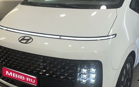 Hyundai Staria, 2022 год, 6 500 000 рублей, 11 фотография