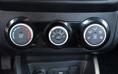 KIA Rio III рестайлинг, 2016 год, 1 099 000 рублей, 15 фотография