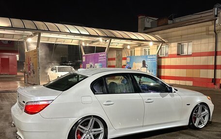 BMW 5 серия, 2006 год, 750 000 рублей, 8 фотография