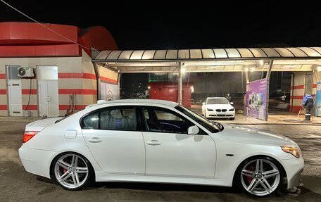 BMW 5 серия, 2006 год, 750 000 рублей, 11 фотография