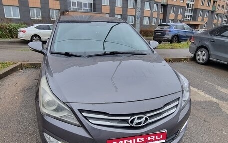 Hyundai Solaris II рестайлинг, 2015 год, 1 070 000 рублей, 2 фотография