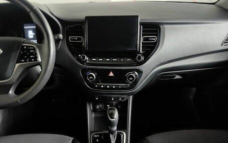 Hyundai Solaris II рестайлинг, 2021 год, 1 459 000 рублей, 11 фотография