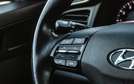 Hyundai Elantra VI рестайлинг, 2019 год, 1 650 100 рублей, 22 фотография