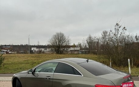 Mercedes-Benz E-Класс, 2010 год, 1 400 000 рублей, 2 фотография