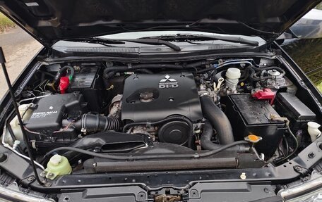 Mitsubishi Pajero Sport II рестайлинг, 2012 год, 1 850 000 рублей, 6 фотография