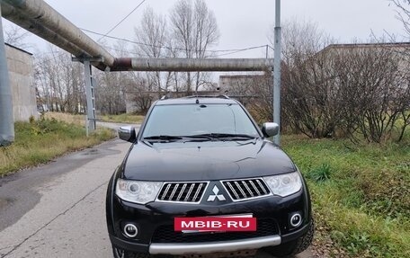 Mitsubishi Pajero Sport II рестайлинг, 2012 год, 1 850 000 рублей, 14 фотография