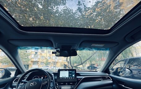 Toyota Camry, 2023 год, 3 500 000 рублей, 5 фотография