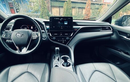 Toyota Camry, 2023 год, 3 500 000 рублей, 10 фотография