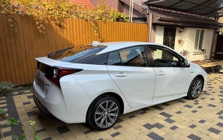 Toyota Prius Alpha I (ZVW40/41), 2020 год, 2 290 000 рублей, 5 фотография