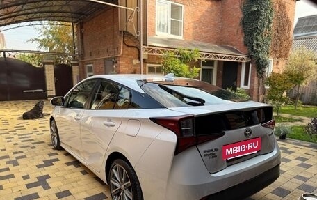 Toyota Prius Alpha I (ZVW40/41), 2020 год, 2 290 000 рублей, 6 фотография