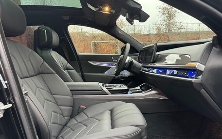 BMW 7 серия, 2025 год, 24 500 000 рублей, 11 фотография