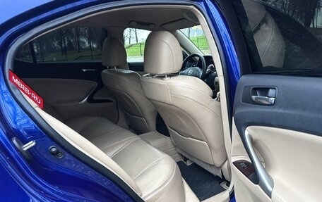 Lexus IS II рестайлинг 2, 2006 год, 1 250 000 рублей, 23 фотография