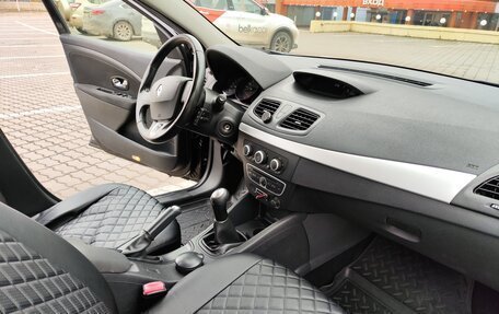 Renault Fluence I, 2012 год, 800 000 рублей, 17 фотография