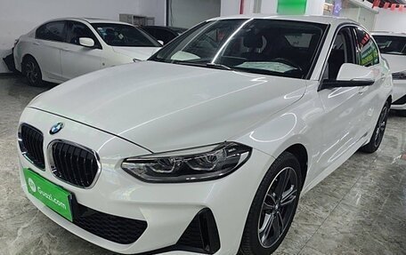 BMW 1 серия, 2022 год, 1 723 000 рублей, 2 фотография