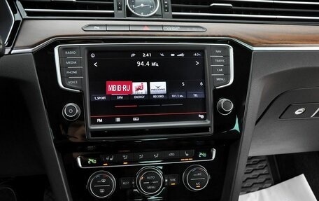 Volkswagen Passat B8 рестайлинг, 2016 год, 1 805 000 рублей, 15 фотография