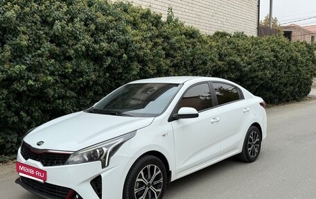 KIA Rio IV, 2020 год, 1 490 000 рублей, 3 фотография