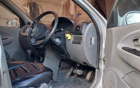 KIA Rio II, 2002 год, 150 000 рублей, 5 фотография