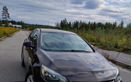 Opel Astra J, 2014 год, 729 999 рублей, 3 фотография