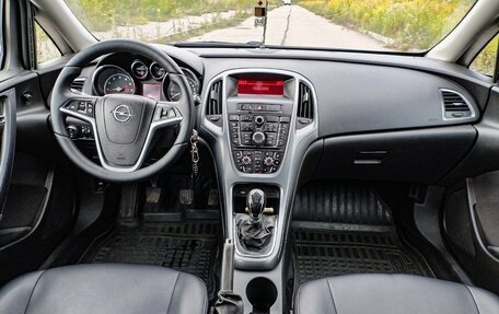 Opel Astra J, 2014 год, 729 999 рублей, 10 фотография