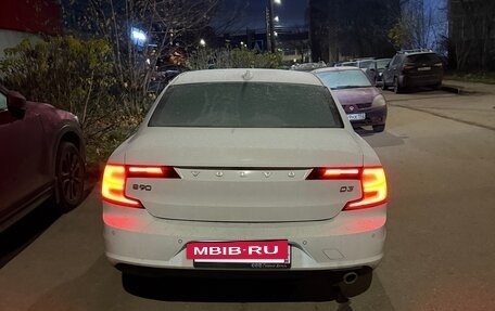 Volvo S90 II рестайлинг, 2018 год, 2 500 000 рублей, 7 фотография