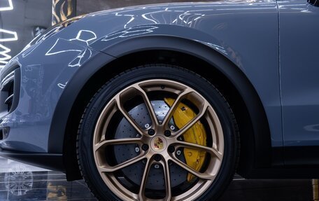 Porsche Cayenne III, 2022 год, 19 900 000 рублей, 2 фотография