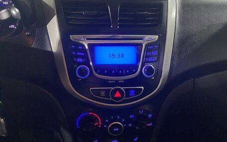 Hyundai Solaris II рестайлинг, 2013 год, 710 000 рублей, 10 фотография