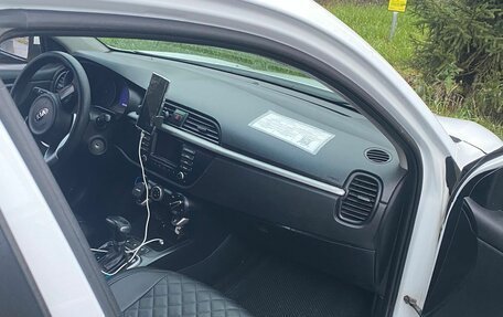 KIA Rio IV, 2018 год, 650 000 рублей, 9 фотография