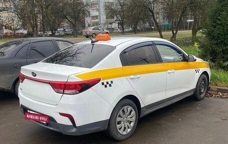 KIA Rio IV, 2018 год, 650 000 рублей, 3 фотография