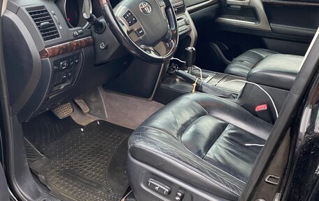 Toyota Land Cruiser 200, 2011 год, 3 200 000 рублей, 5 фотография