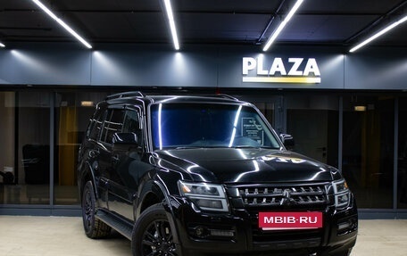 Mitsubishi Pajero IV, 2011 год, 1 979 000 рублей, 2 фотография