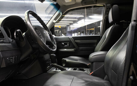 Mitsubishi Pajero IV, 2011 год, 1 979 000 рублей, 11 фотография