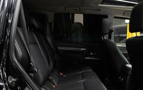 Mitsubishi Pajero IV, 2011 год, 1 979 000 рублей, 14 фотография