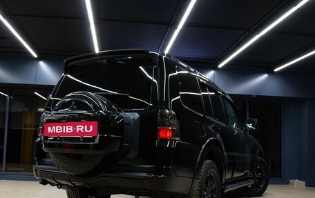 Mitsubishi Pajero IV, 2011 год, 1 979 000 рублей, 6 фотография