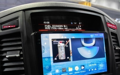 Mitsubishi Pajero IV, 2011 год, 1 979 000 рублей, 22 фотография