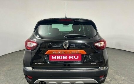 Renault Kaptur I рестайлинг, 2017 год, 1 550 000 рублей, 6 фотография