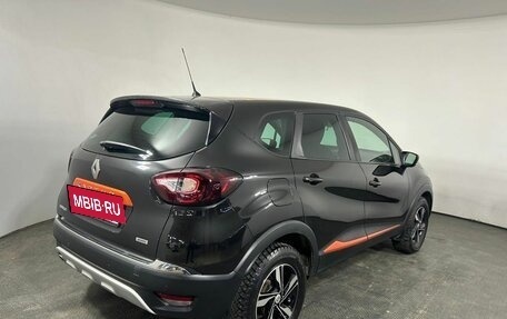 Renault Kaptur I рестайлинг, 2017 год, 1 550 000 рублей, 5 фотография