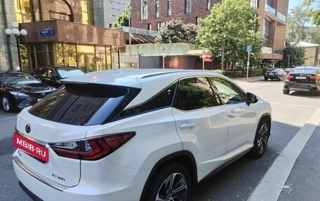 Lexus RX IV рестайлинг, 2019 год, 5 000 000 рублей, 7 фотография