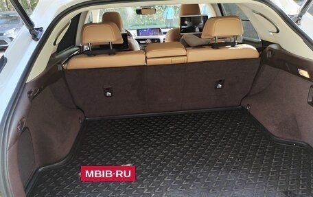 Lexus RX IV рестайлинг, 2019 год, 5 000 000 рублей, 17 фотография