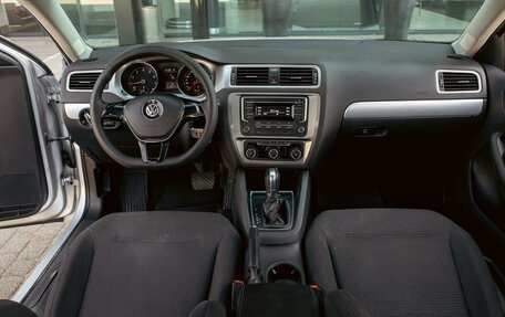 Volkswagen Jetta VI, 2018 год, 1 155 000 рублей, 15 фотография