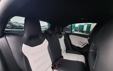 Mercedes-Benz A-Класс, 2020 год, 2 647 000 рублей, 10 фотография