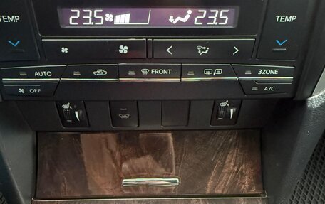 Toyota Camry, 2016 год, 2 250 000 рублей, 15 фотография