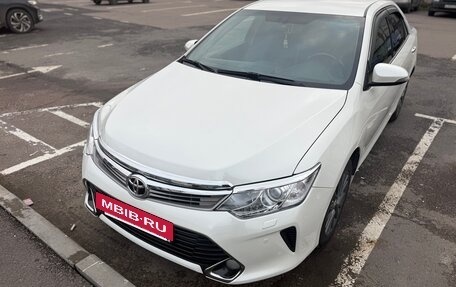 Toyota Camry, 2016 год, 2 250 000 рублей, 4 фотография