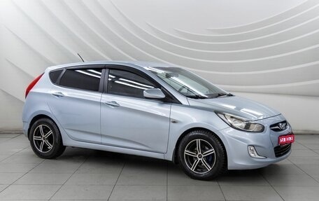 Hyundai Solaris II рестайлинг, 2011 год, 750 000 рублей, 1 фотография