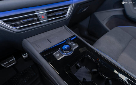 Volkswagen Tiguan, 2025 год, 5 200 000 рублей, 16 фотография