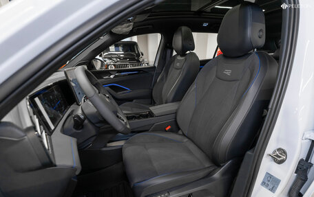 Volkswagen Tiguan, 2025 год, 5 200 000 рублей, 9 фотография