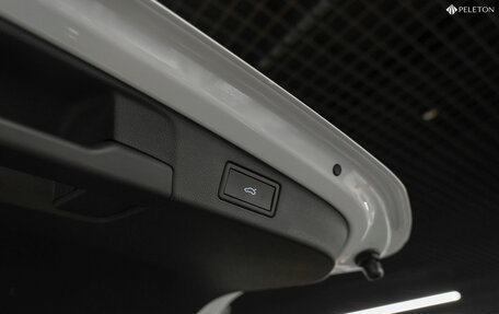 Volkswagen Tiguan, 2025 год, 5 200 000 рублей, 26 фотография