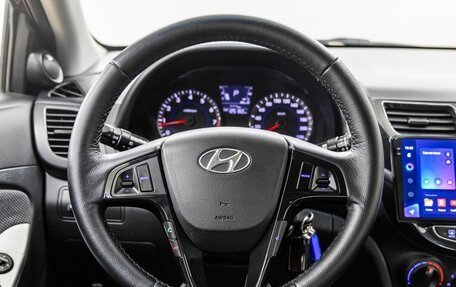 Hyundai Solaris II рестайлинг, 2012 год, 850 000 рублей, 16 фотография