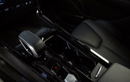 Geely Atlas, 2023 год, 2 399 000 рублей, 15 фотография